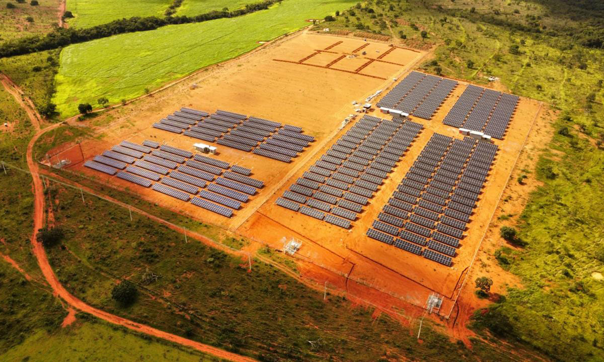 Implantação de usina fotovoltaica